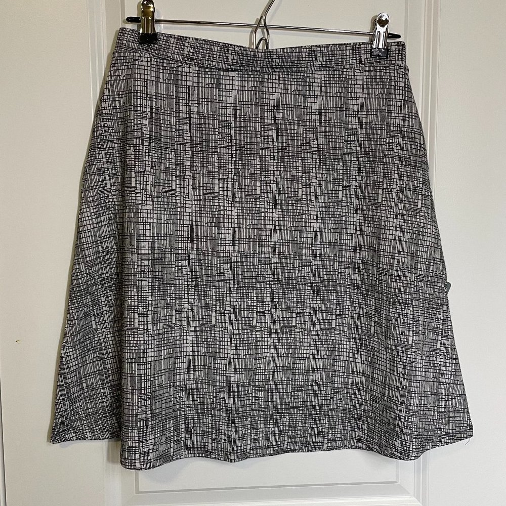 Lyssé Stretchy Abstract A-line Skirt